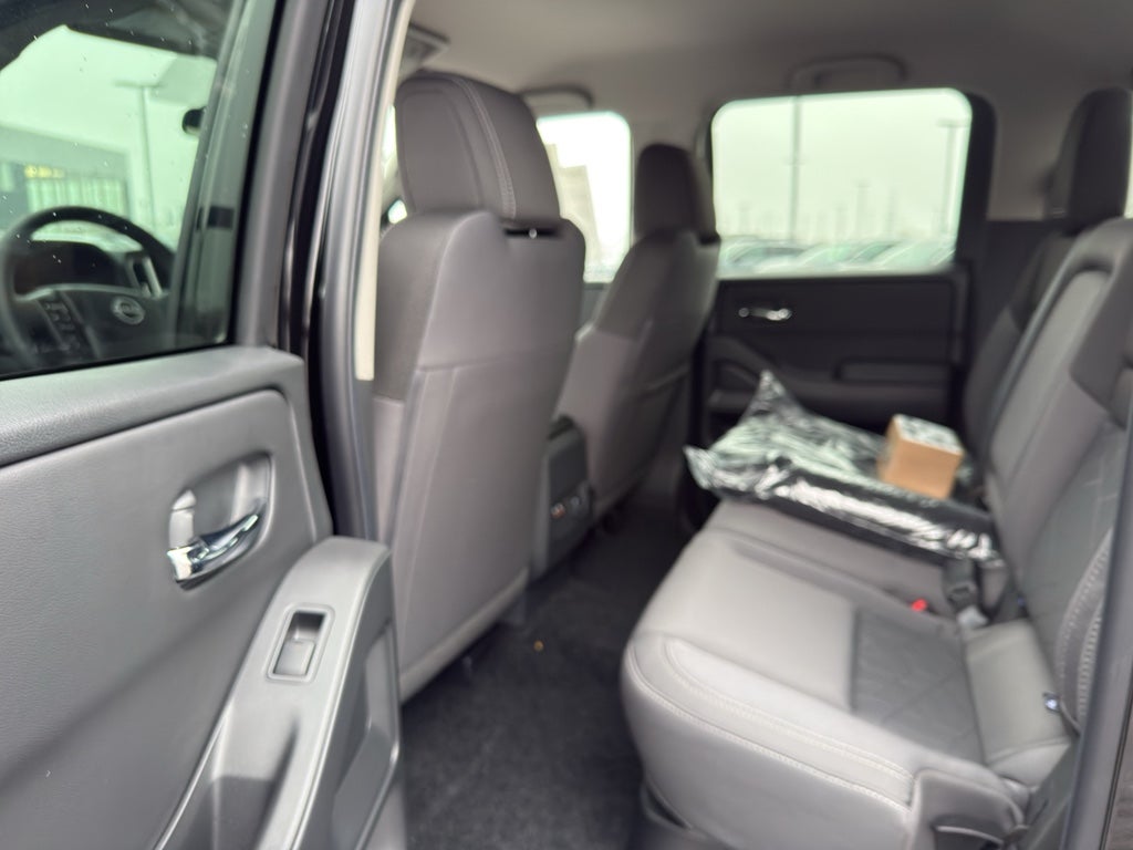 2026 Nissan Frontier Crew Cab 4x4 SV