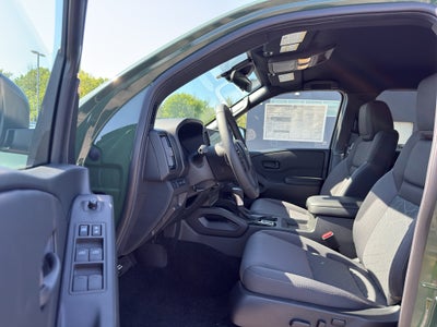 2026 Nissan Frontier Crew Cab 4x4 SV