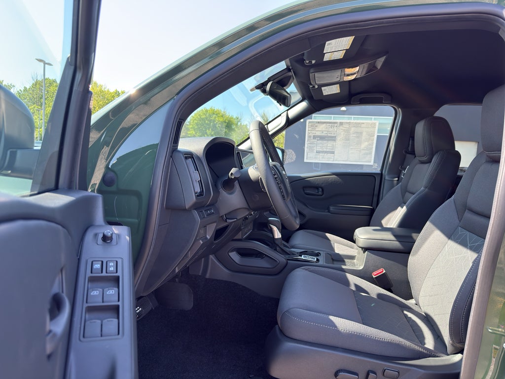 2026 Nissan Frontier Crew Cab 4x4 SV