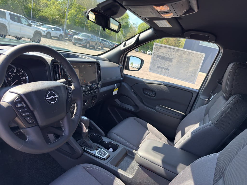2026 Nissan Frontier Crew Cab 4x4 SV