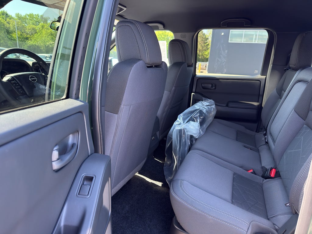2026 Nissan Frontier Crew Cab 4x4 SV