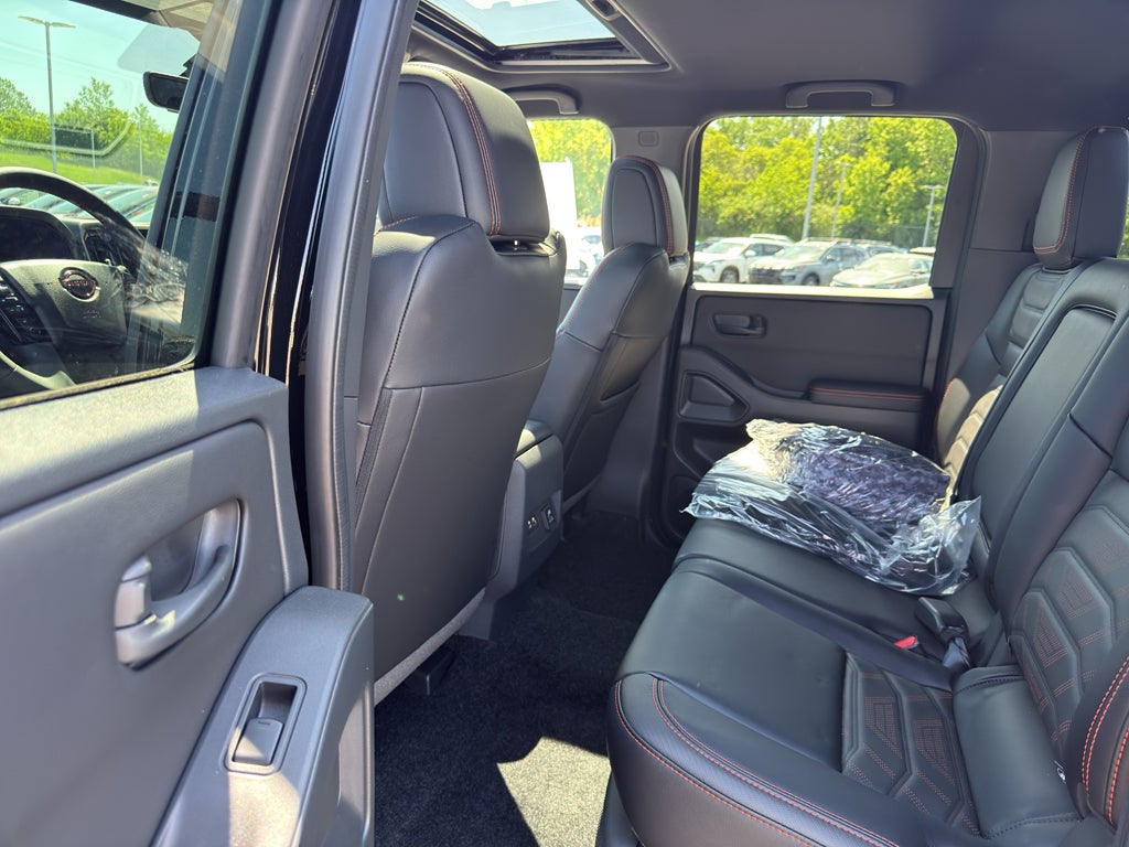2026 Nissan Frontier Crew Cab 4x4 PRO-4X