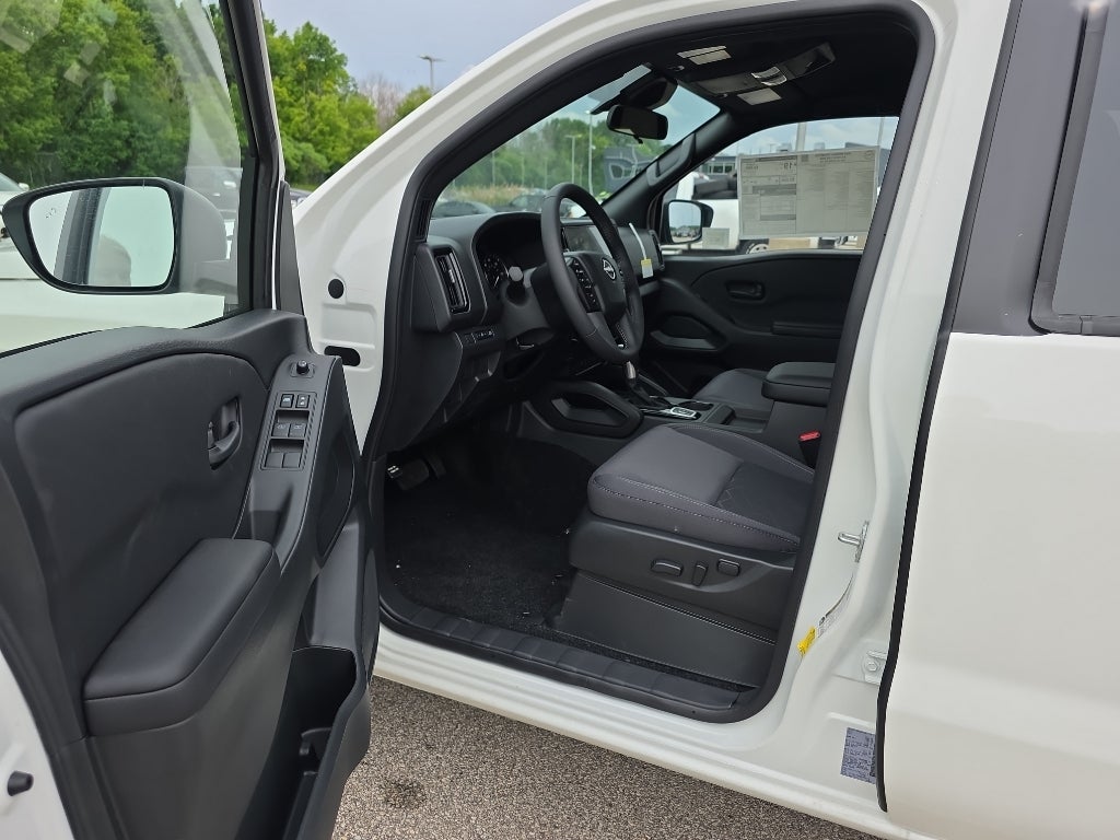 2026 Nissan Frontier Crew Cab 4x4 SV