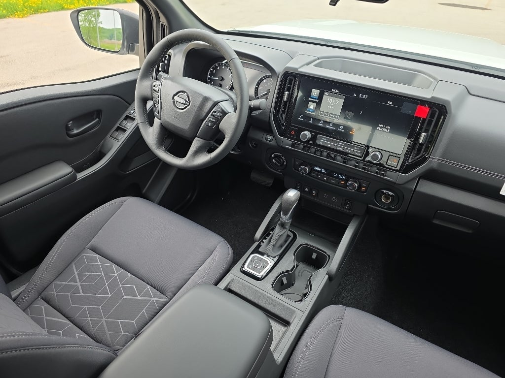 2026 Nissan Frontier Crew Cab 4x4 SV