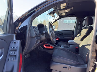 2023 Nissan Frontier Crew Cab 4x4 PRO-4X Auto *Ltd Avail*