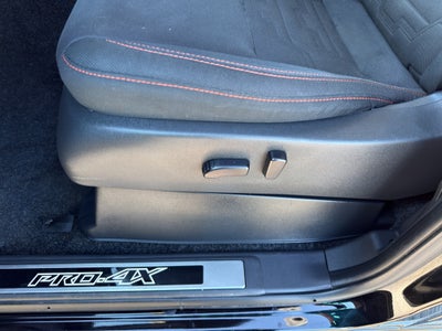 2023 Nissan Frontier Crew Cab 4x4 PRO-4X Auto *Ltd Avail*