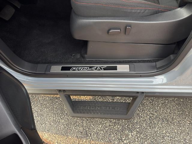 2023 Nissan Frontier Crew Cab 4x4 PRO-4X Auto