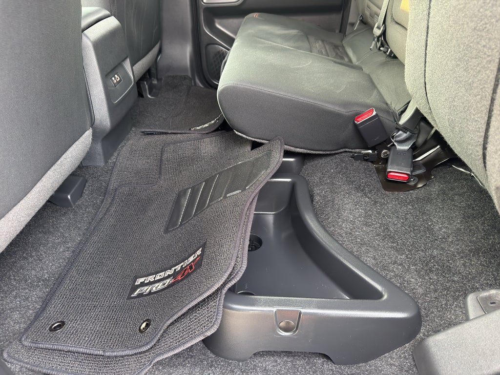 2023 Nissan Frontier Crew Cab 4x4 PRO-4X Auto
