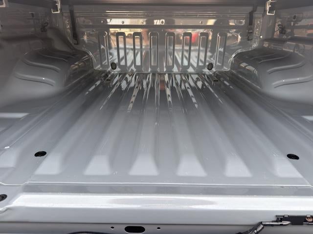 2023 Nissan Frontier Crew Cab 4x4 PRO-4X Auto