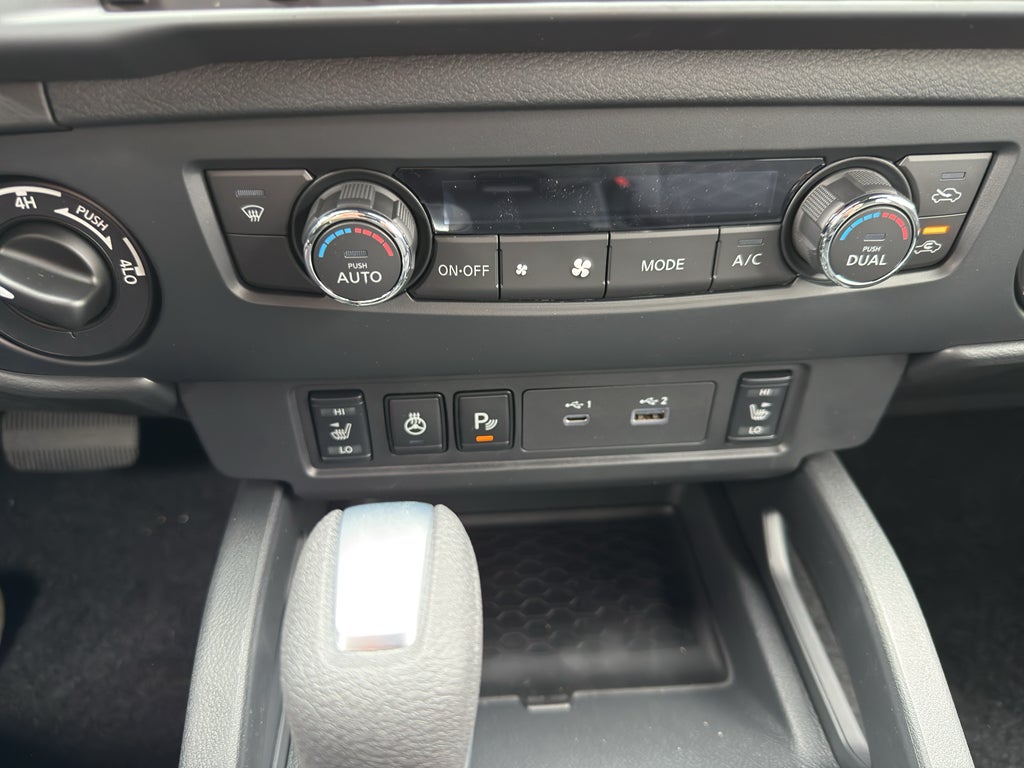2026 Nissan Frontier Crew Cab 4x4 SV