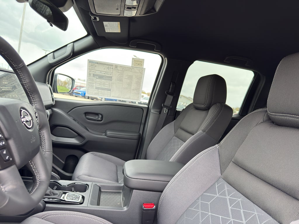 2026 Nissan Frontier Crew Cab 4x4 SV