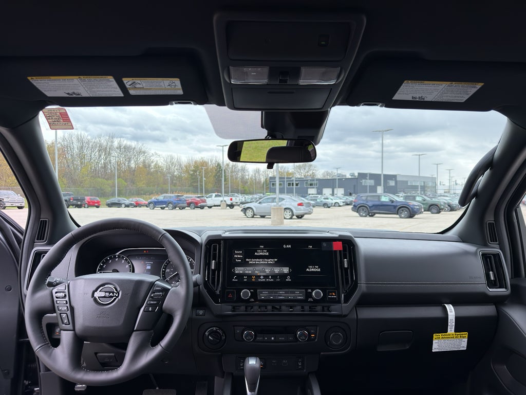 2026 Nissan Frontier Crew Cab 4x4 SV