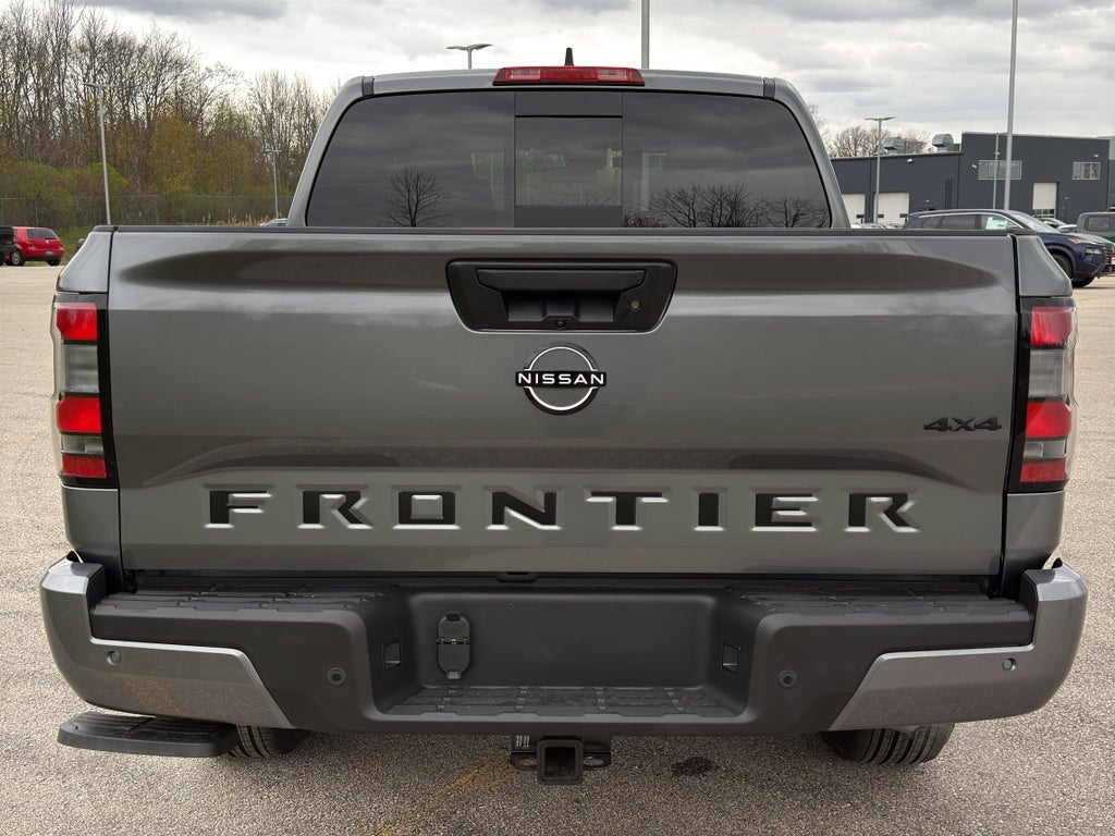 2026 Nissan Frontier Crew Cab 4x4 SV