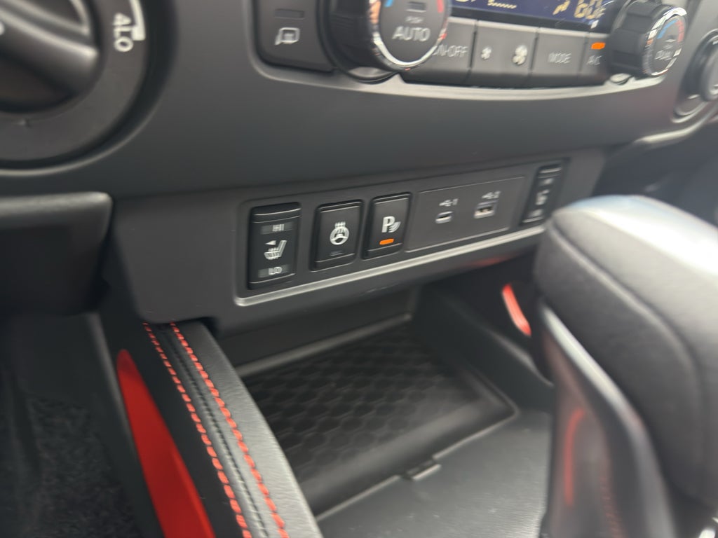 2026 Nissan Frontier Crew Cab 4x4 PRO-4X
