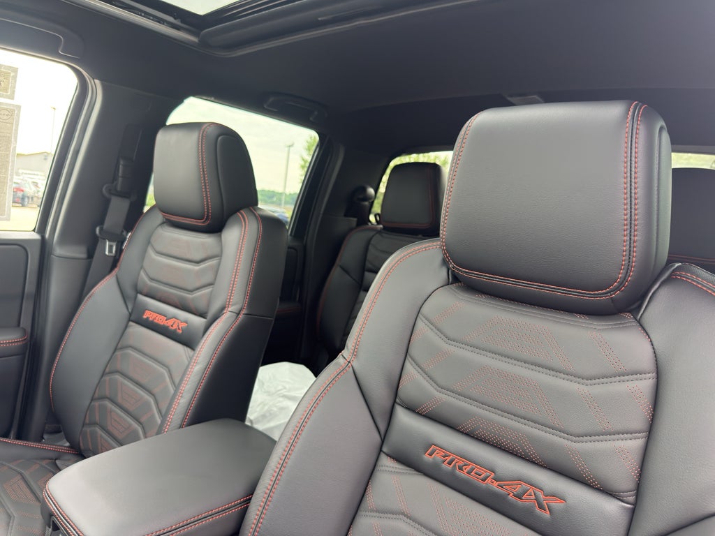 2026 Nissan Frontier Crew Cab 4x4 PRO-4X