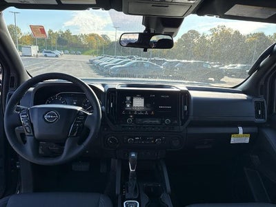 2027 Nissan Frontier Crew Cab 4x4 SV