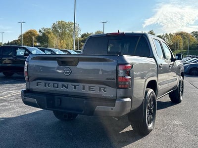 2027 Nissan Frontier Crew Cab 4x4 SV