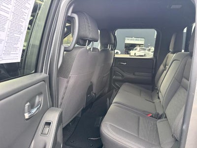 2023 Nissan Frontier Crew Cab 4x4 SV Auto *Ltd Avail*