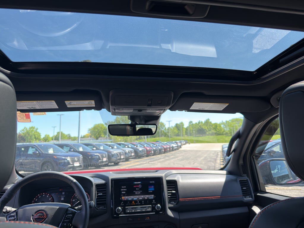 2023 Nissan Frontier Crew Cab 4x4 PRO-4X Auto