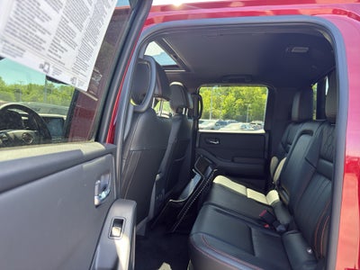 2023 Nissan Frontier Crew Cab 4x4 PRO-4X Auto