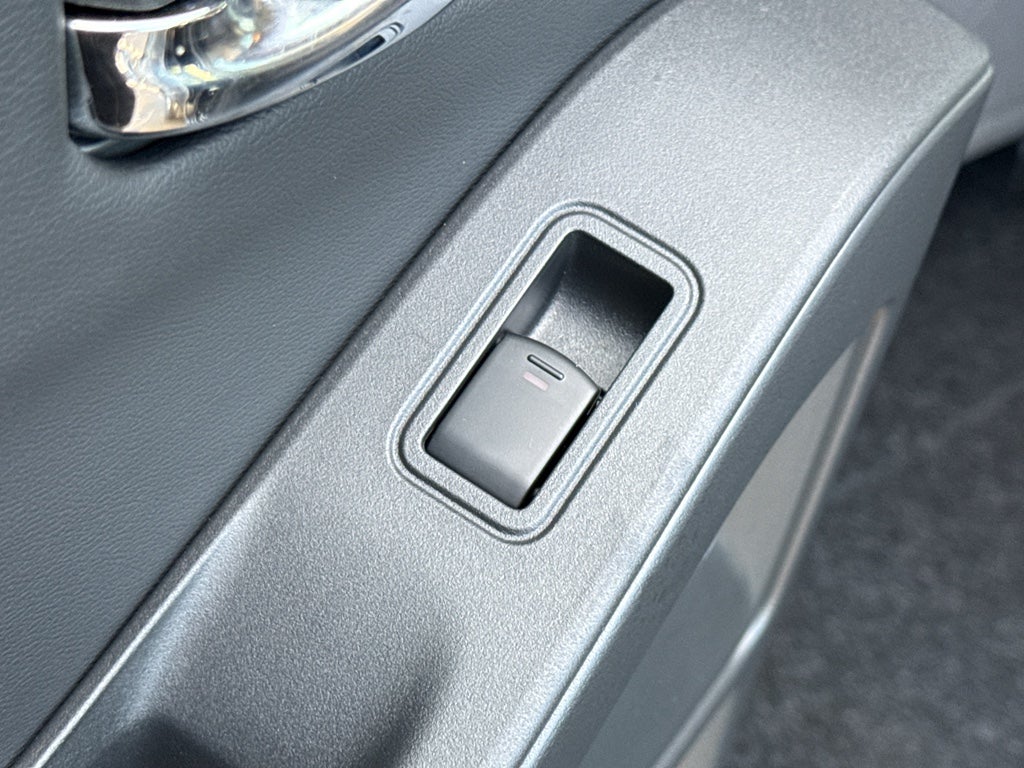 2026 Nissan Frontier Crew Cab 4x4 SV