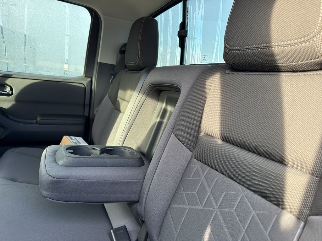 2026 Nissan Frontier Crew Cab 4x4 SV