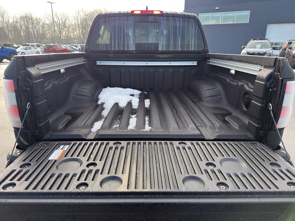 2026 Nissan Frontier Crew Cab 4x4 SV