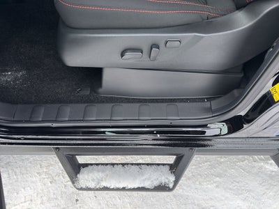 2026 Nissan Frontier Crew Cab 4x4 PRO-4X