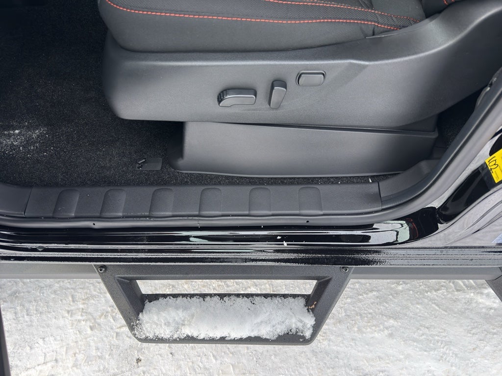 2026 Nissan Frontier Crew Cab 4x4 PRO-4X