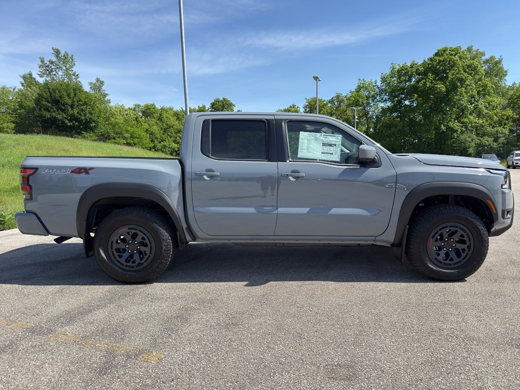 2026 Nissan Frontier Crew Cab 4x4 PRO-4X