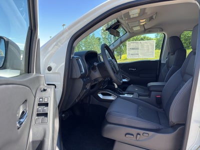 2026 Nissan Frontier Crew Cab 4x4 SV