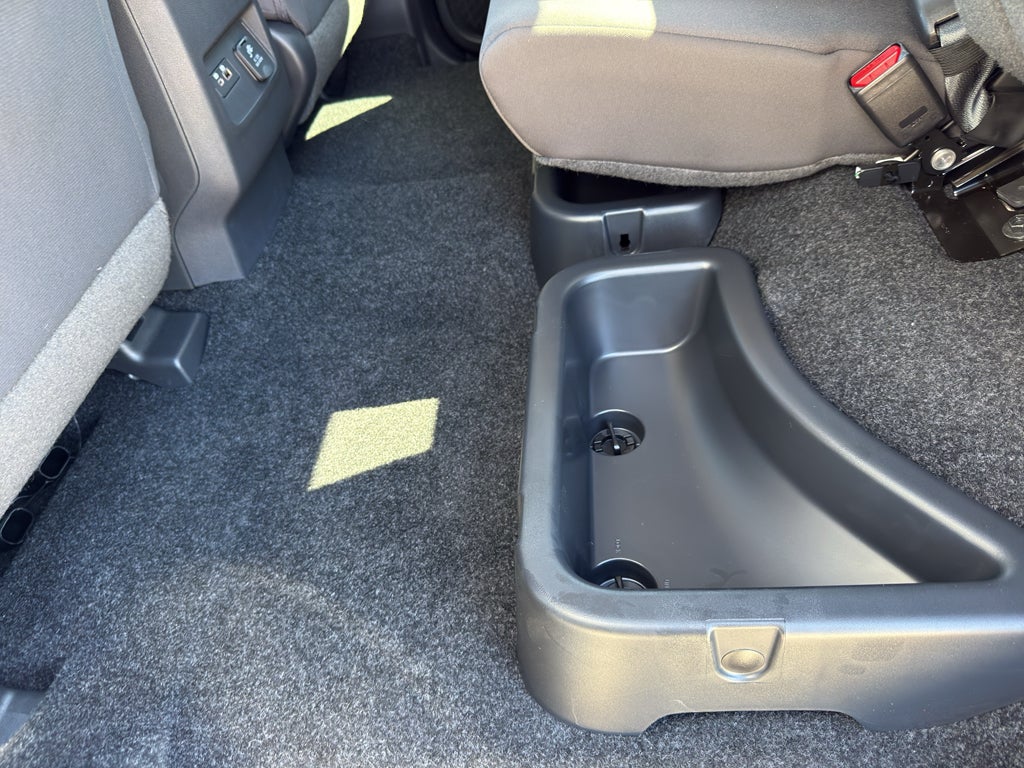 2026 Nissan Frontier Crew Cab 4x4 SV