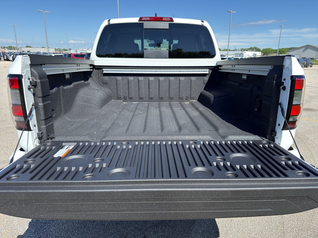 2026 Nissan Frontier Crew Cab 4x4 SV