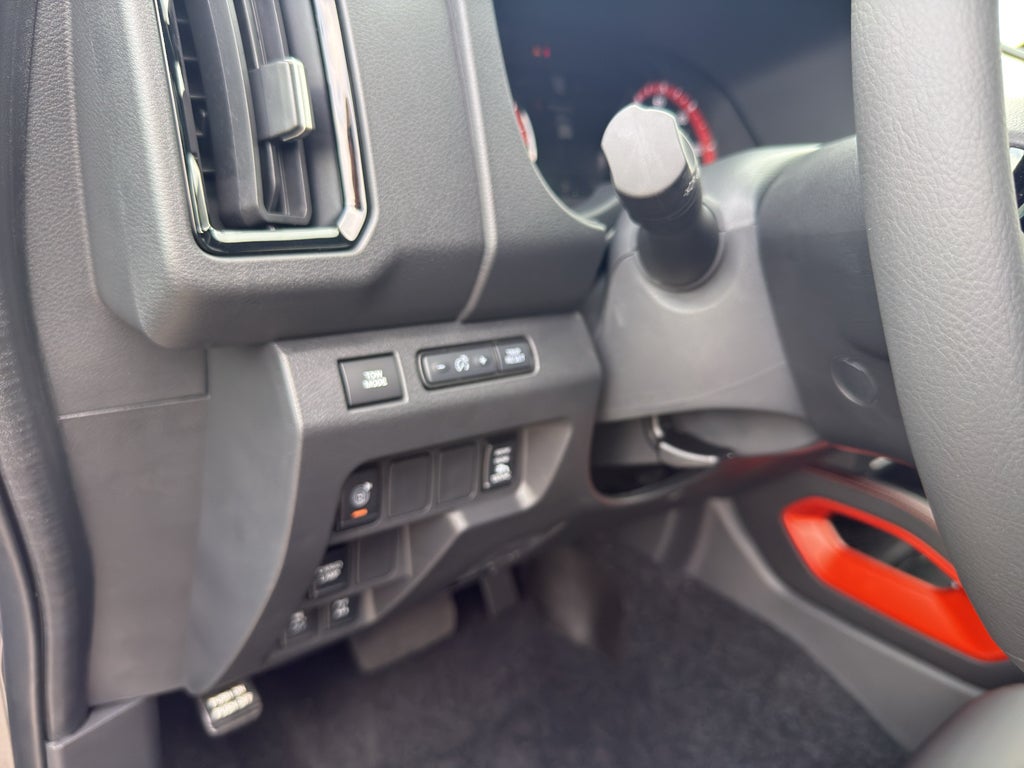 2026 Nissan Frontier Crew Cab 4x4 PRO-4X
