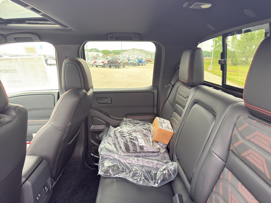 2026 Nissan Frontier Crew Cab 4x4 PRO-4X