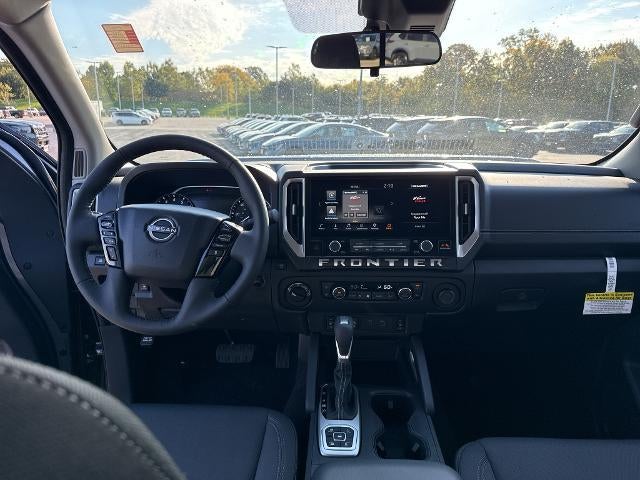 2027 Nissan Frontier Crew Cab 4x4 SV