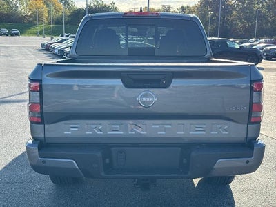 2027 Nissan Frontier Crew Cab 4x4 SV