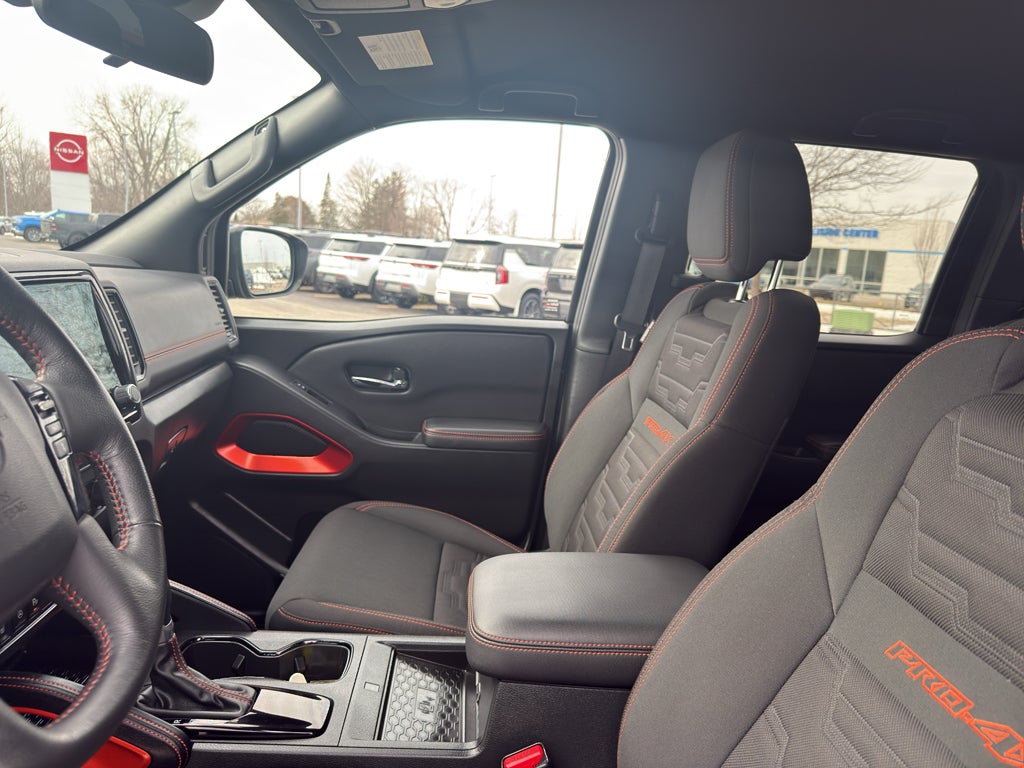 2023 Nissan Frontier Crew Cab 4x4 PRO-4X Auto *Ltd Avail*