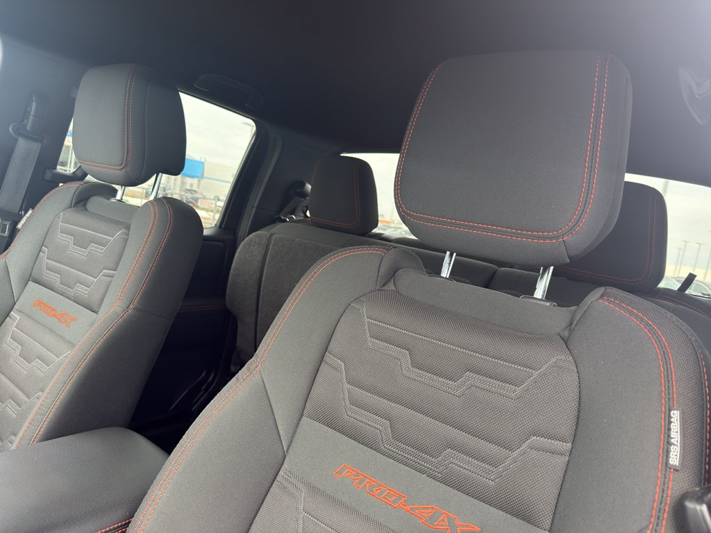 2023 Nissan Frontier Crew Cab 4x4 PRO-4X Auto *Ltd Avail*