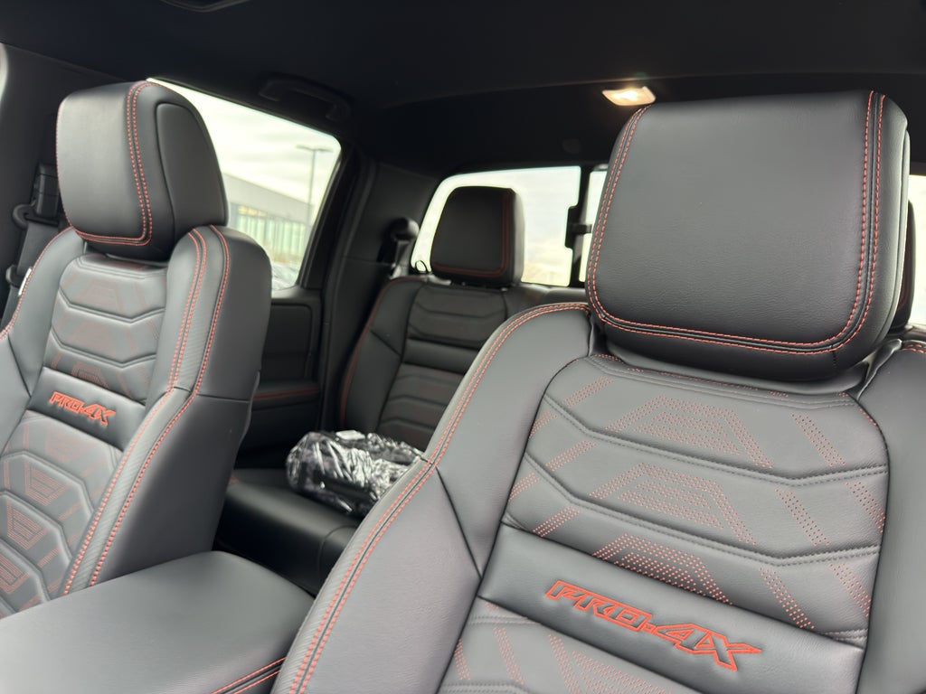 2026 Nissan Frontier Crew Cab 4x4 PRO-4X