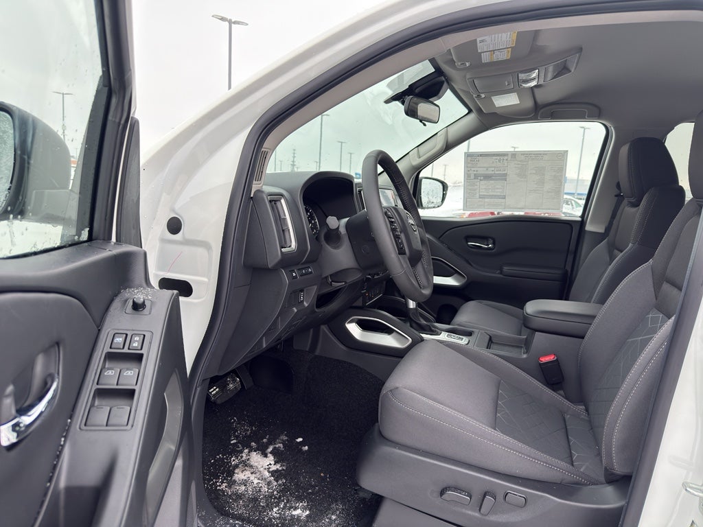 2026 Nissan Frontier Crew Cab 4x4 SV