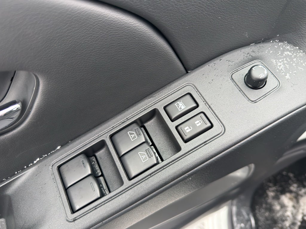 2026 Nissan Frontier Crew Cab 4x4 SV