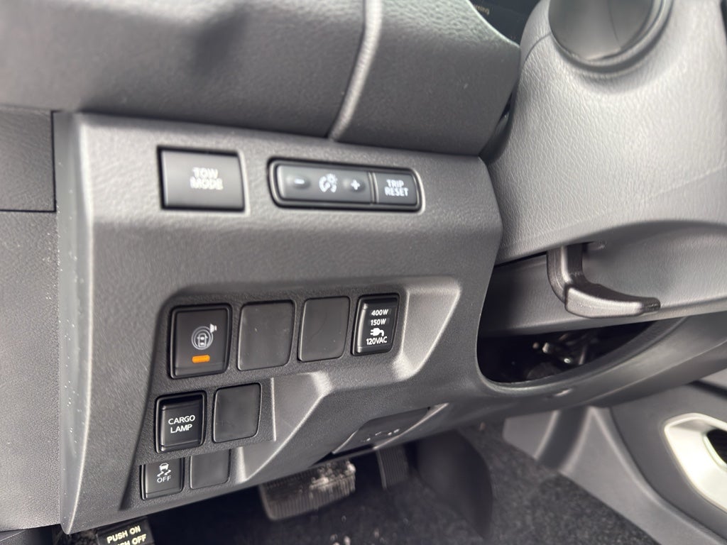 2026 Nissan Frontier Crew Cab 4x4 SV