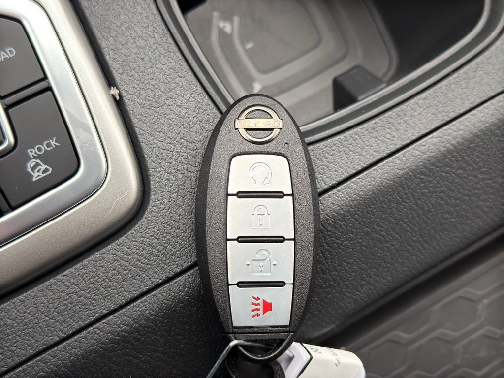 2026 Nissan Frontier Crew Cab 4x4 SV