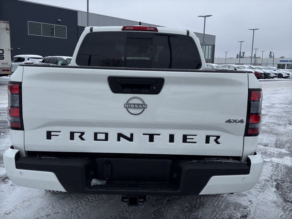 2026 Nissan Frontier Crew Cab 4x4 SV
