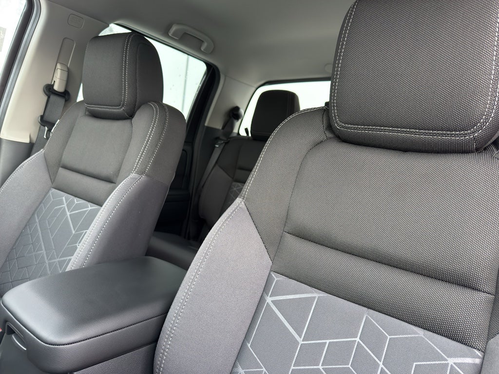 2026 Nissan Frontier Crew Cab 4x4 SV