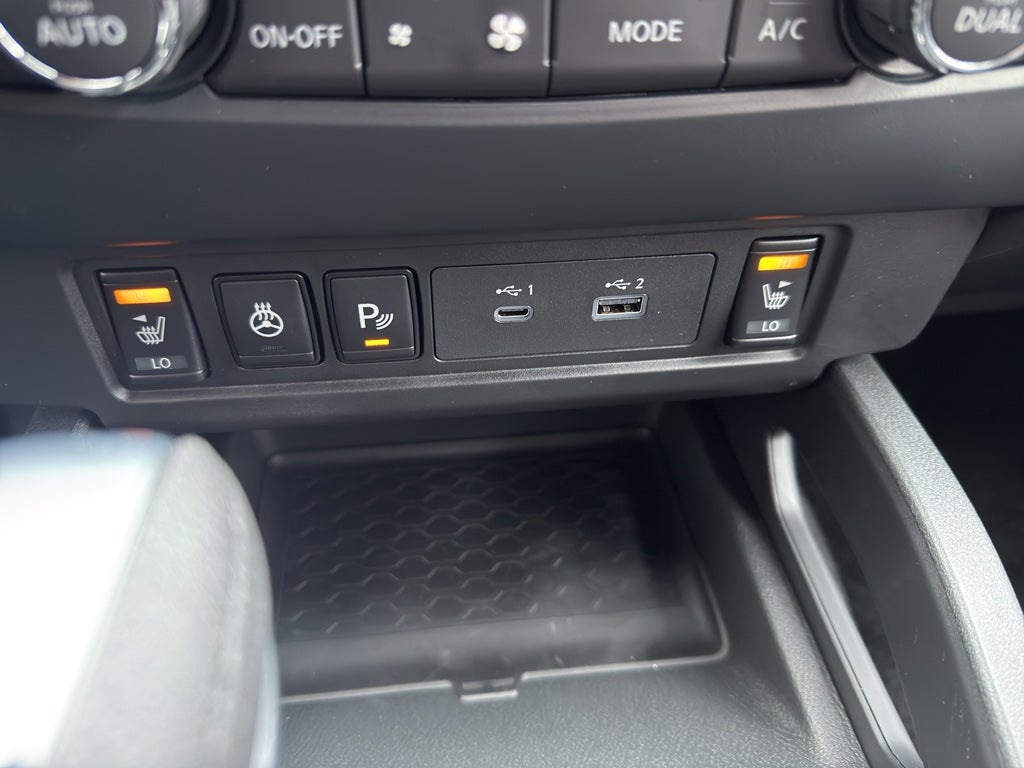 2026 Nissan Frontier Crew Cab 4x4 SV