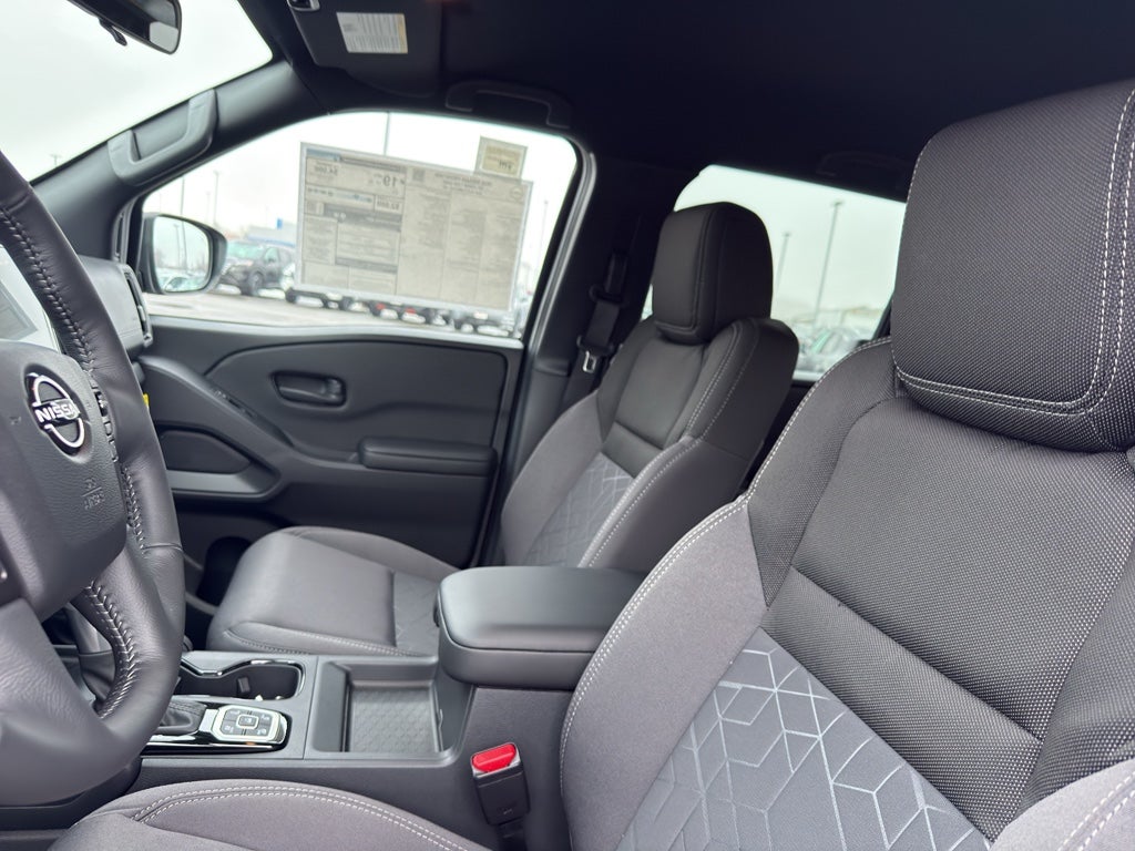 2026 Nissan Frontier Crew Cab 4x4 SV