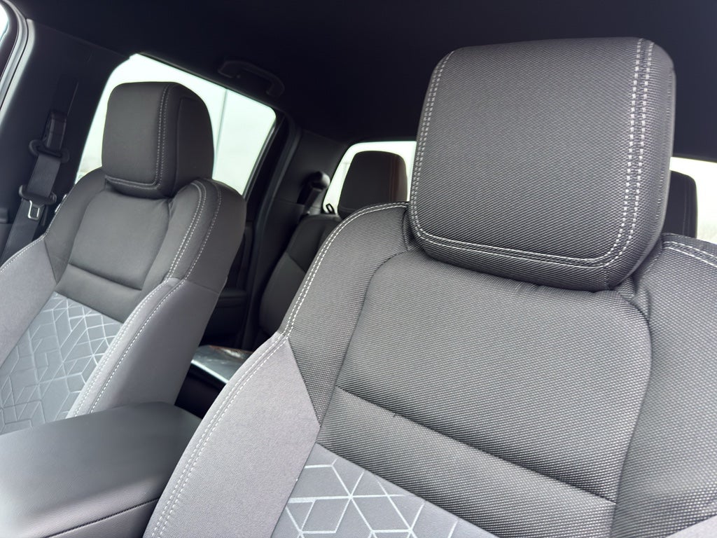 2026 Nissan Frontier Crew Cab 4x4 SV