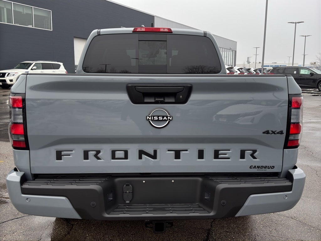 2026 Nissan Frontier Crew Cab 4x4 SV